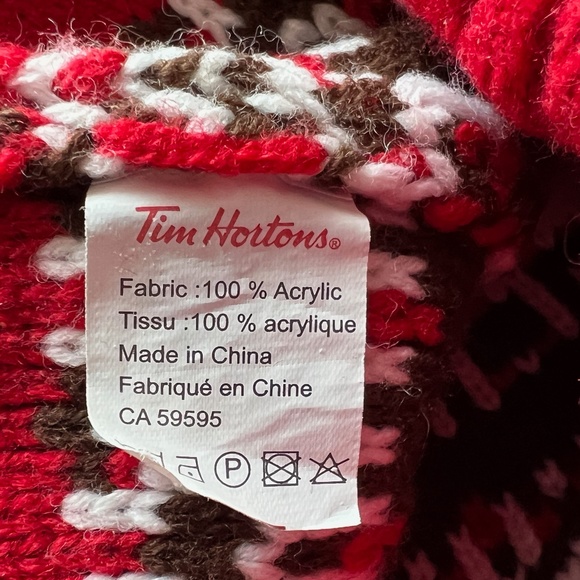 Tim Hortons Toque Pompom Beanie Red Black White Winter Hat One Size Fits All - Picture 7 of 7